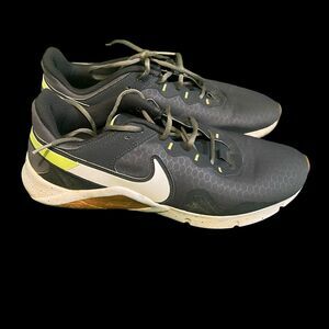 Nike Legend Essential 2 Men's Athletic Running Shoes CQ9356-330 Size 12